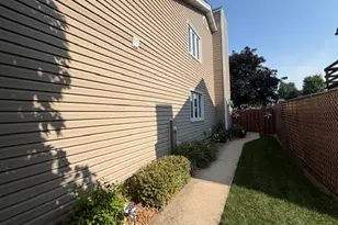 42 Abbeywood Dr, Romeoville, IL 60446 - Photo 45