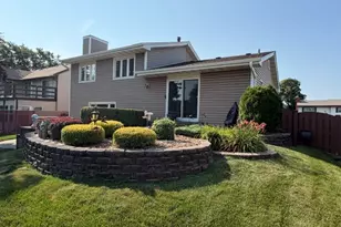 42 Abbeywood Dr, Romeoville, IL 60446 - Photo 49