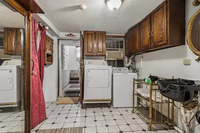 2656 W Logan Boulevard, Chicago, IL 60647 - Photo 27