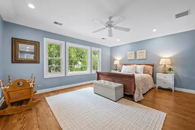 [Address not provided], Winnetka, IL 60093 - Photo 33