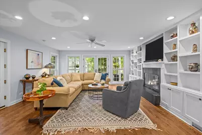 [Address not provided], Winnetka, IL 60093 - Photo 25