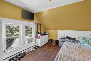 1223 Front St, Aurora, IL 60505 - Photo 11