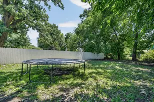 1223 Front St, Aurora, IL 60505 - Photo 25