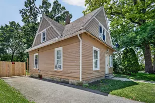 1223 Front St, Aurora, IL 60505 - Photo 1