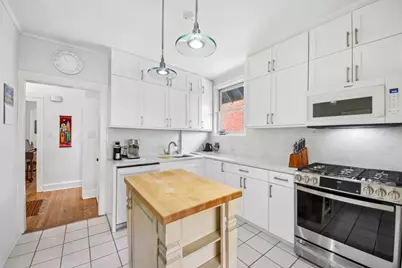 6551 N Maplewood Avenue, Chicago, IL 60645 - Photo 9