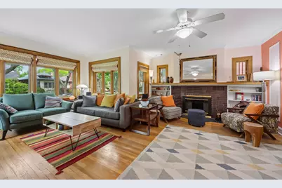 6551 N Maplewood Avenue, Chicago, IL 60645 - Photo 3