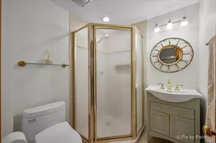 2631 N Stuart Dr, Arlington Heights, IL 60004 - Photo 9