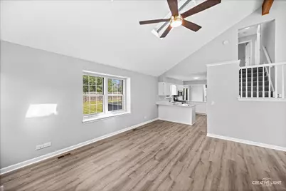 380 Regency Court, Aurora, IL 60504 - Photo 11