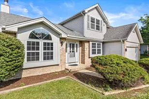 380 Regency Ct, Aurora, IL 60504 - Photo 3