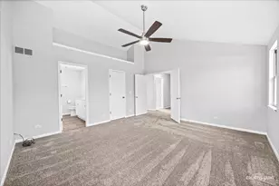 380 Regency Ct, Aurora, IL 60504 - Photo 25