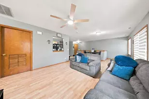 1361 Rock Run Dr, Crest Hill, IL 60403 - Photo 7