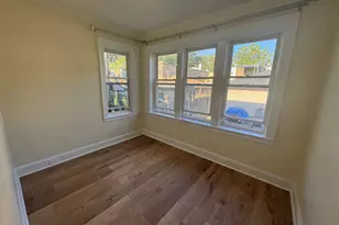 5849 N Campbell Ave, Chicago, IL 60659 - Photo 9