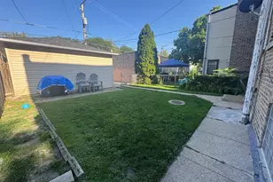 5849 N Campbell Ave, Chicago, IL 60659 - Photo 15