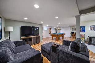 707 Gary Ct, Wheaton, IL 60187 - Photo 27