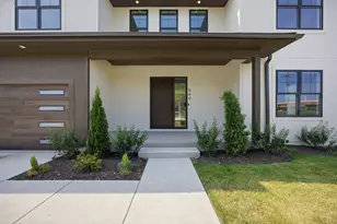 949 Internationale Pkwy, Woodridge, IL 60517 - Photo 3