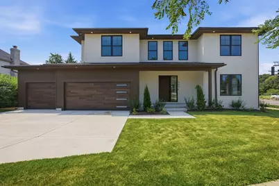 949 Internationale Parkway, Woodridge, IL 60517 - Photo 1