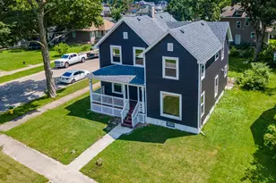1076 E Maple St, Kankakee, IL 60901 - Photo 1
