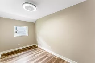 1076 E Maple St, Kankakee, IL 60901 - Photo 25