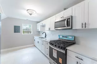 1076 E Maple St, Kankakee, IL 60901 - Photo 19