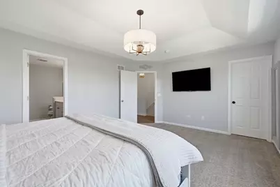 2546 Huntleigh Lane, Woodridge, IL 60517 - Photo 13