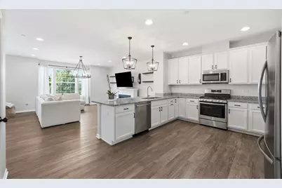 2546 Huntleigh Lane, Woodridge, IL 60517 - Photo 7