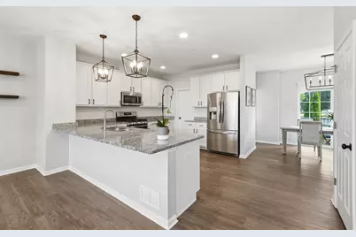 2546 Huntleigh Lane, Woodridge, IL 60517 - Photo 5