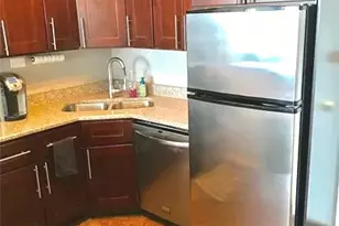 1460 N Sandburg Terrace, Chicago, IL 60610 - Photo 7