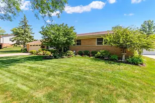 532 Merlin Dr, Schaumburg, IL 60193 - Photo 5