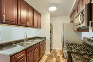 1477 Woodcutter Ln, Wheaton, IL 60189 - Photo 5