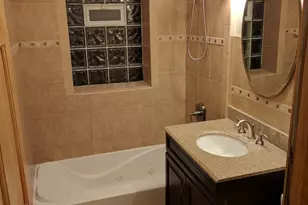 5147 W Cullom Ave, Chicago, IL 60641 - Photo 5