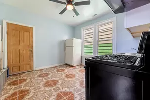 2458 W 45th Pl, Chicago, IL 60632 - Photo 3
