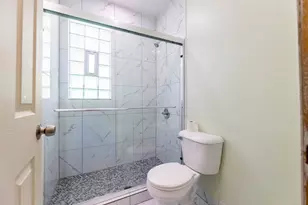 2458 W 45th Pl, Chicago, IL 60632 - Photo 17