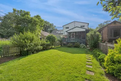 2149 Hartrey Avenue, Evanston, IL 60201 - Photo 35