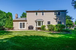 907 Dawes St, Libertyville, IL 60048 - Photo 33