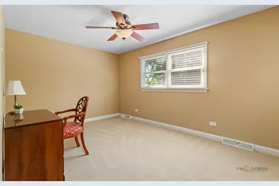 907 Dawes Street, Libertyville, IL 60048 - Photo 23