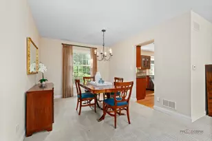 907 Dawes St, Libertyville, IL 60048 - Photo 5