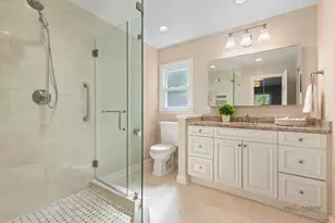 907 Dawes St, Libertyville, IL 60048 - Photo 19