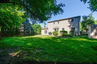 907 Dawes St, Libertyville, IL 60048 - Photo 31