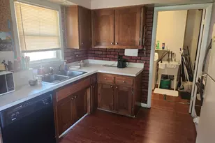6145 W 83rd St, Burbank, IL 60459 - Photo 5