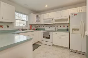 16046 Fairfield Dr, Plainfield, IL 60586 - Photo 9