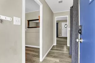 1810 Greendale Dr, Champaign, IL 61821 - Photo 5