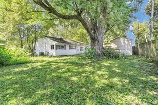 1810 Greendale Dr, Champaign, IL 61821 - Photo 19