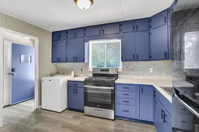 1810 Greendale Drive, Champaign, IL 61821 - Photo 9