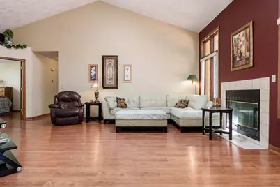 13273 Weatherfield Way, Roscoe, IL 61073 - Photo 7