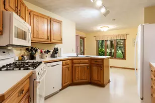 13273 Weatherfield Way, Roscoe, IL 61073 - Photo 17