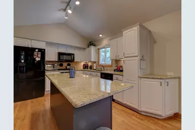 27W719 Sycamore Street, West Chicago, IL 60185 - Photo 13