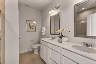 2809 Spring Cir S, Lindenhurst, IL 60046 - Photo 11