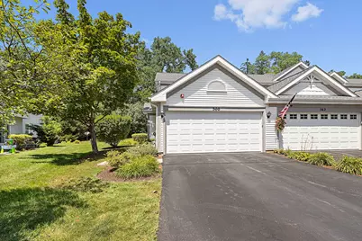 560 Jennifer Circle, Mundelein, IL 60060 - Photo 1