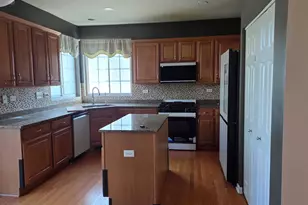 101 N Spruce Ave, Wood Dale, IL 60191 - Photo 7