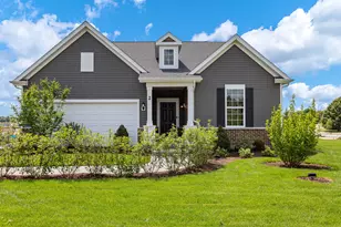 2833 Summer Ct, Lindenhurst, IL 60046 - Photo 1